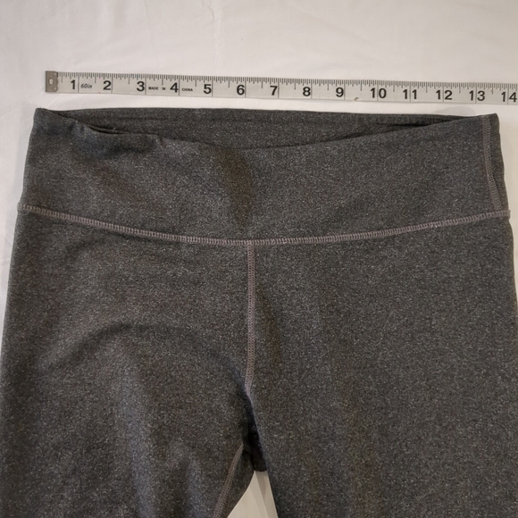 Fabletics Capri women's leggings dark gray , # cs1510254-0121-17030 , size S - Picture 6 of 8